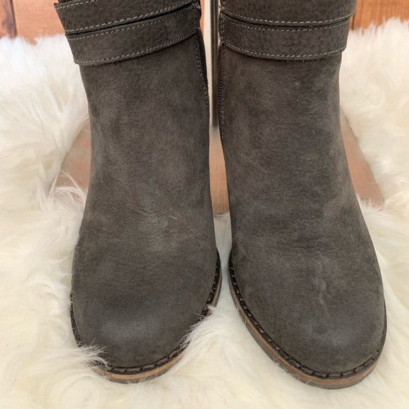 Booties - Picture 4 of 5